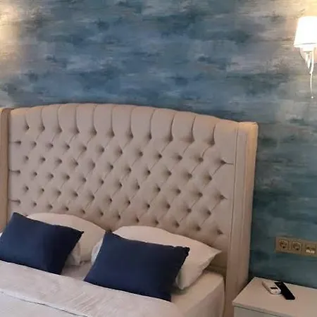 Hotell Double Marina