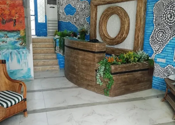 Hotell Double Marina 3*