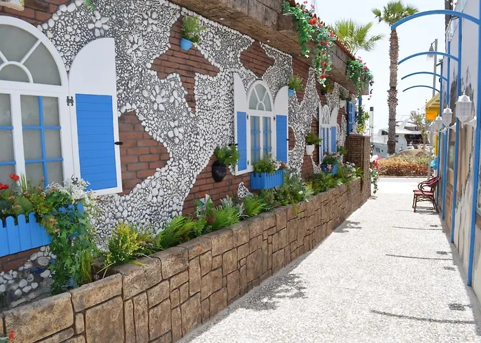 Hotell Double Marina 3*